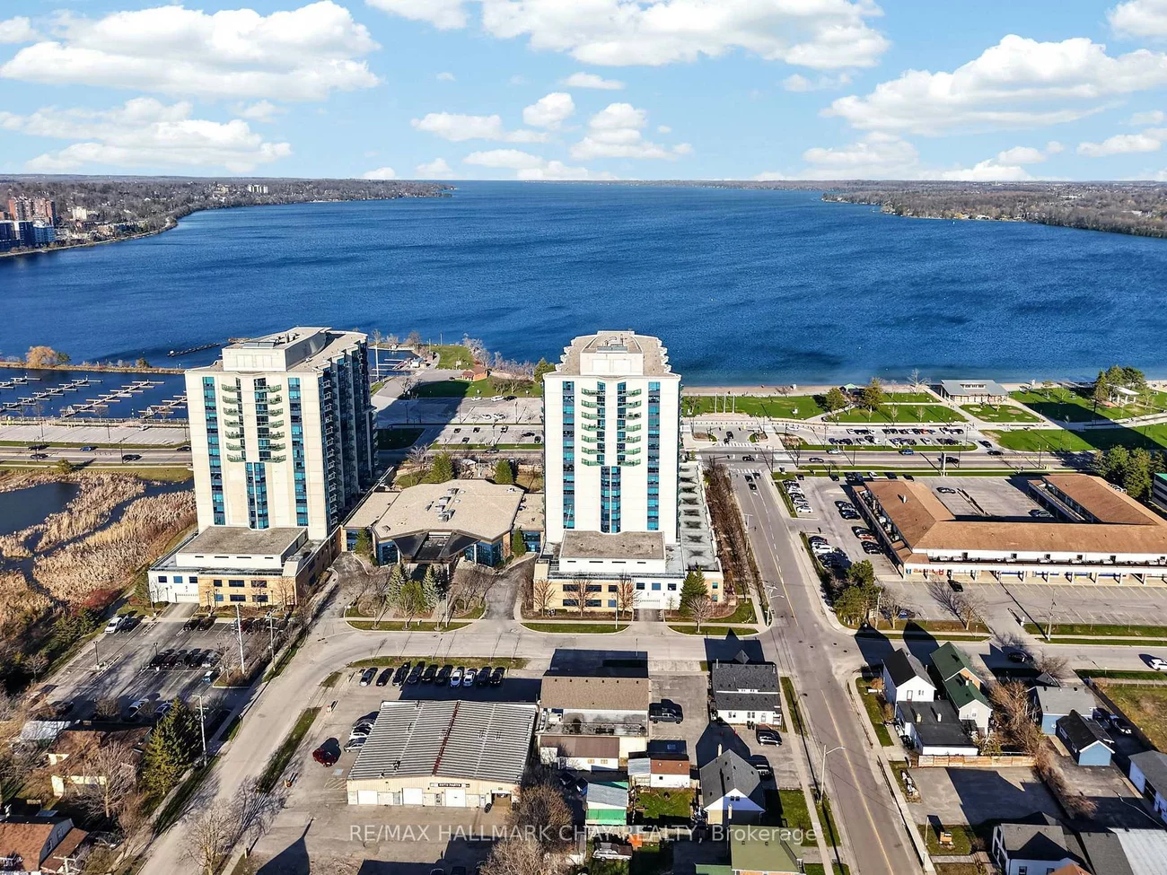 37, Ellen, City Centre, Barrie