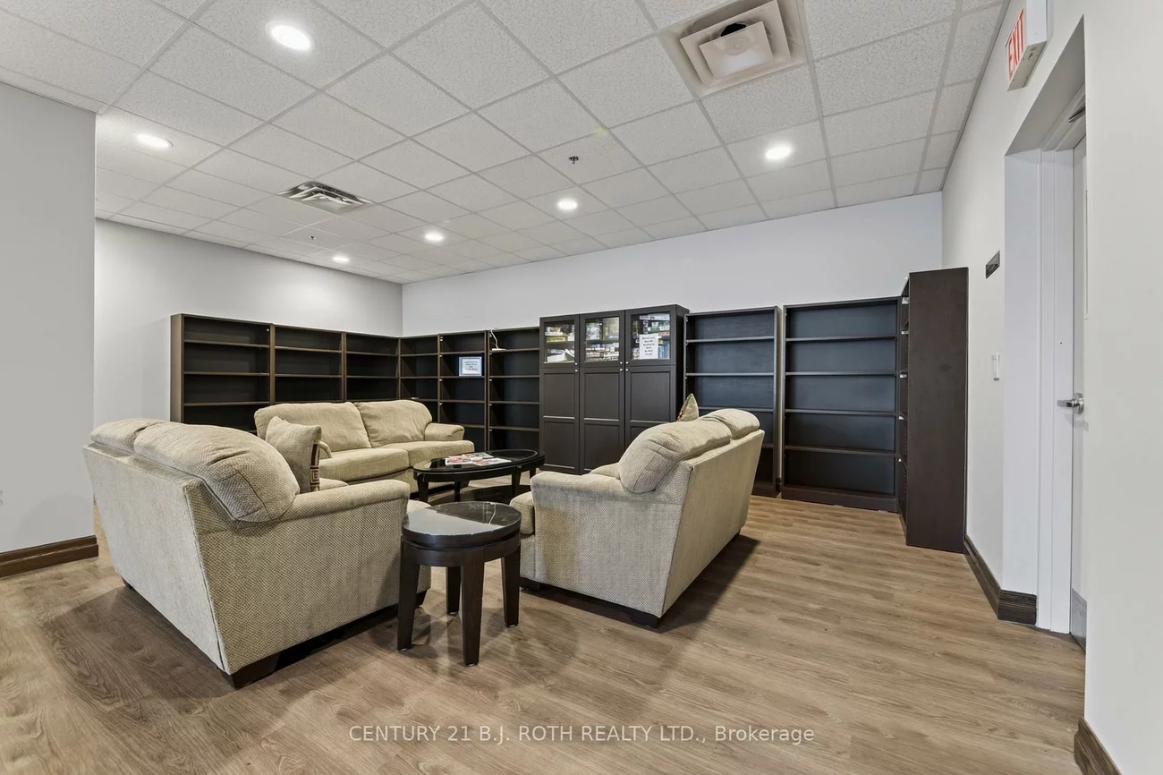 33, Ellen, City Centre, Barrie