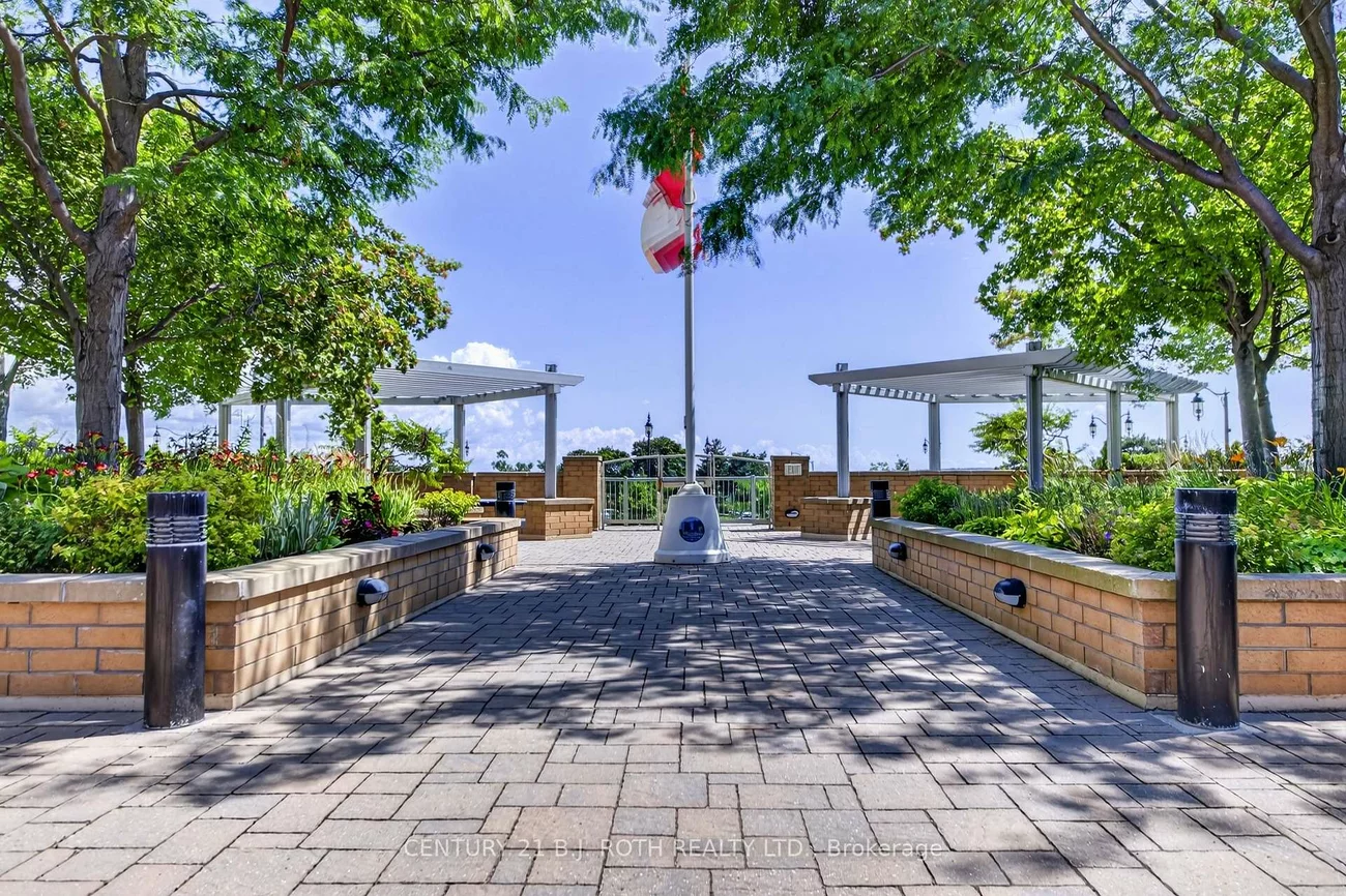 33, Ellen, City Centre, Barrie