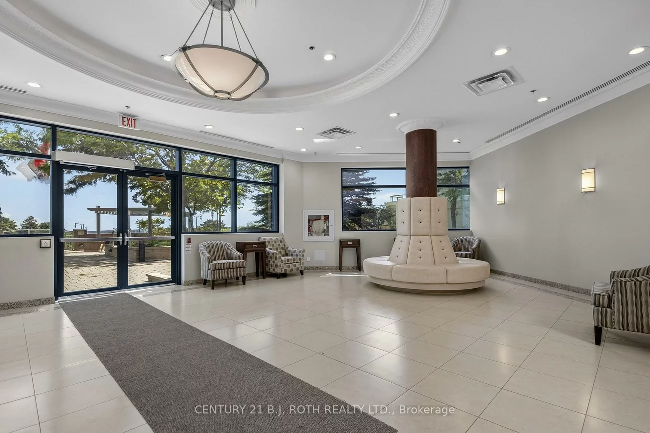 33, Ellen, City Centre, Barrie
