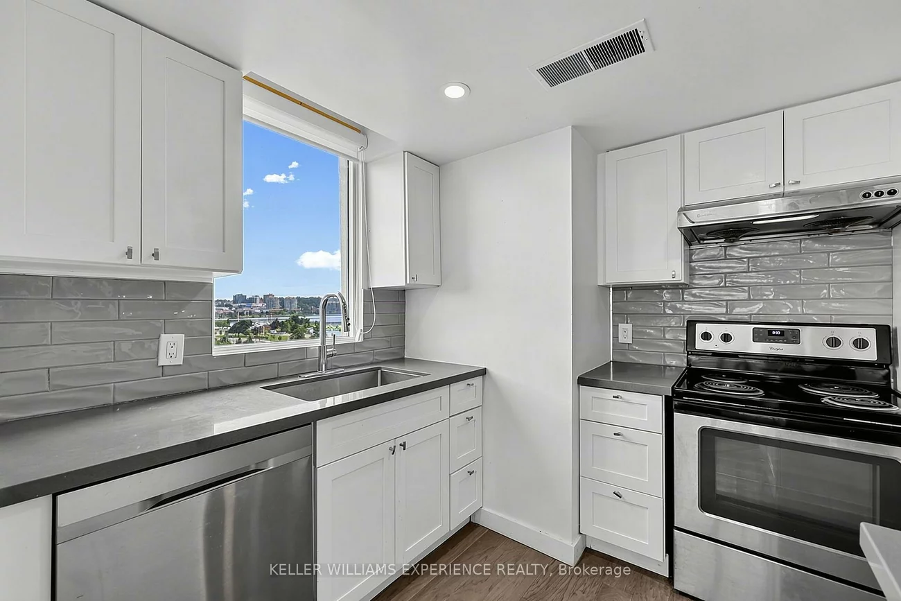 75, ELLEN, City Centre, Barrie