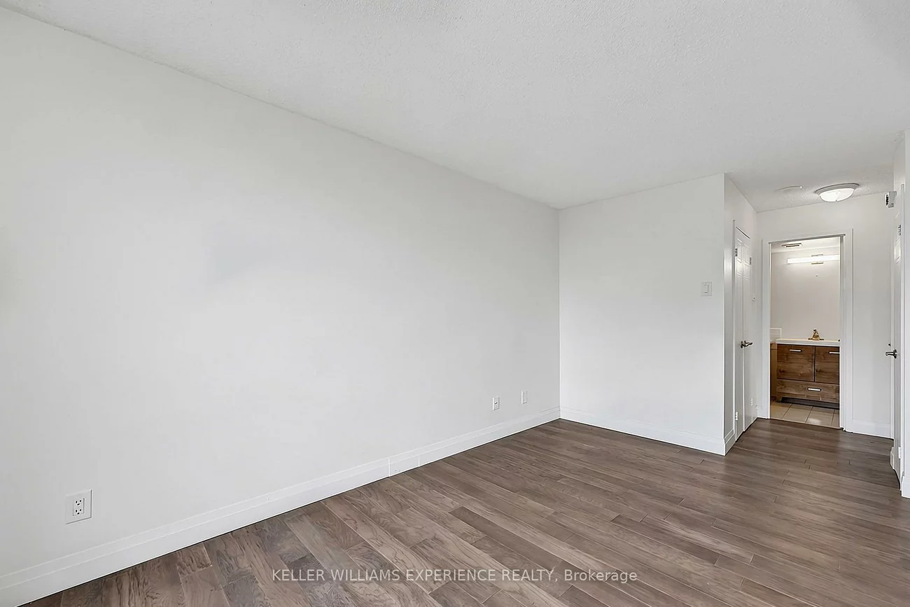 75, ELLEN, City Centre, Barrie