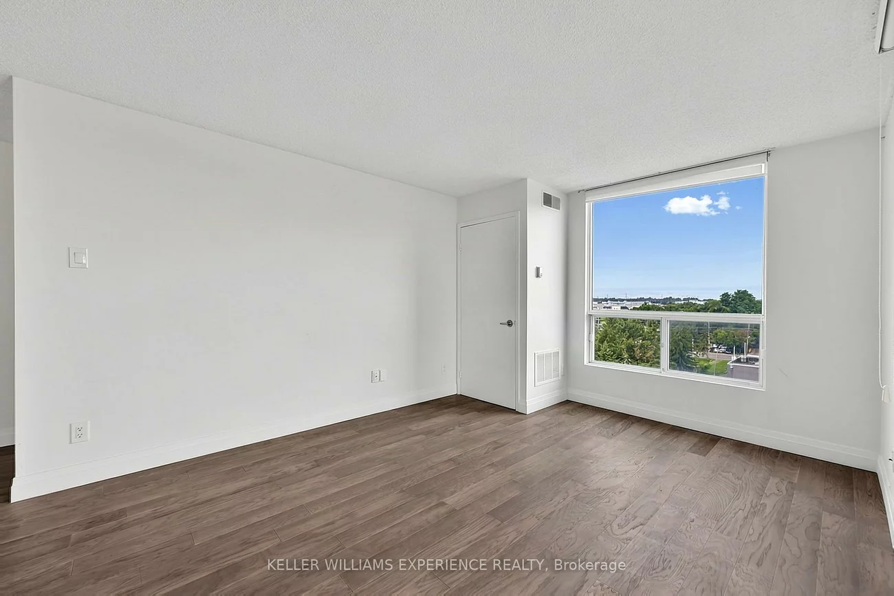 75, ELLEN, City Centre, Barrie