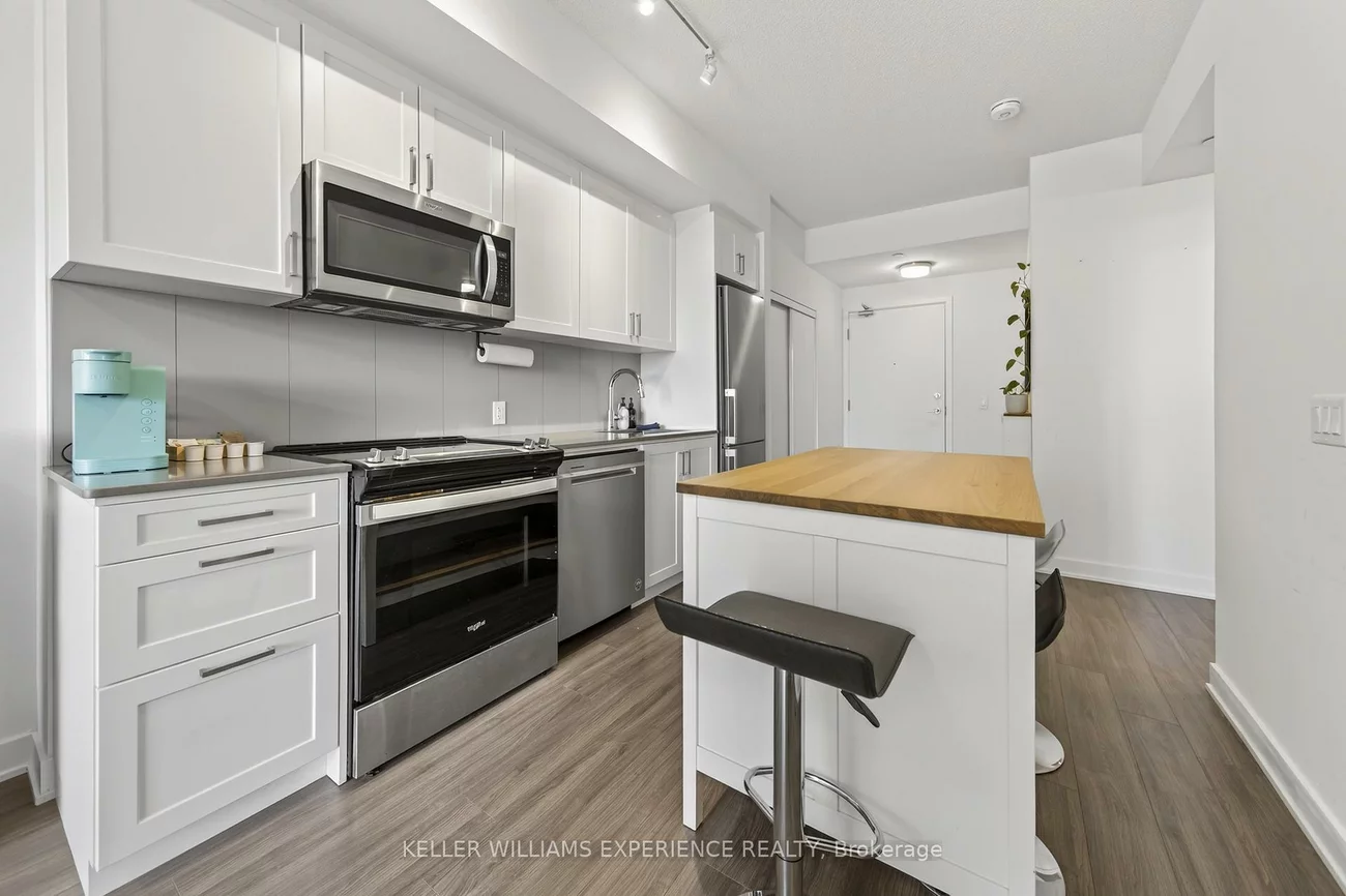 681, Yonge, Painswick South, Barrie