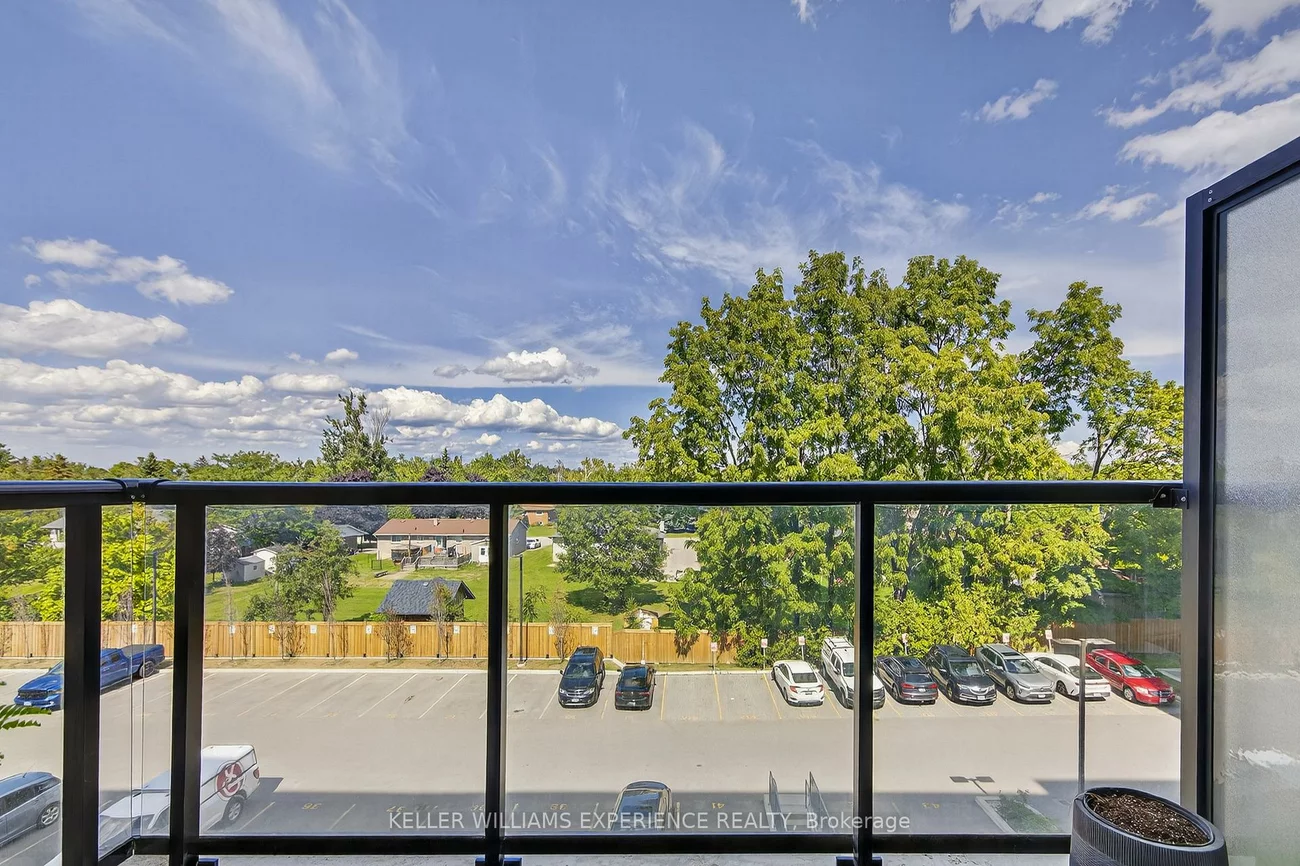 681, Yonge, Painswick South, Barrie
