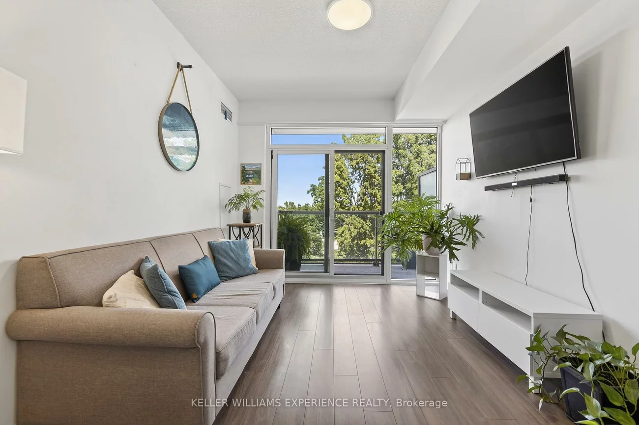 681, Yonge, Painswick South, Barrie