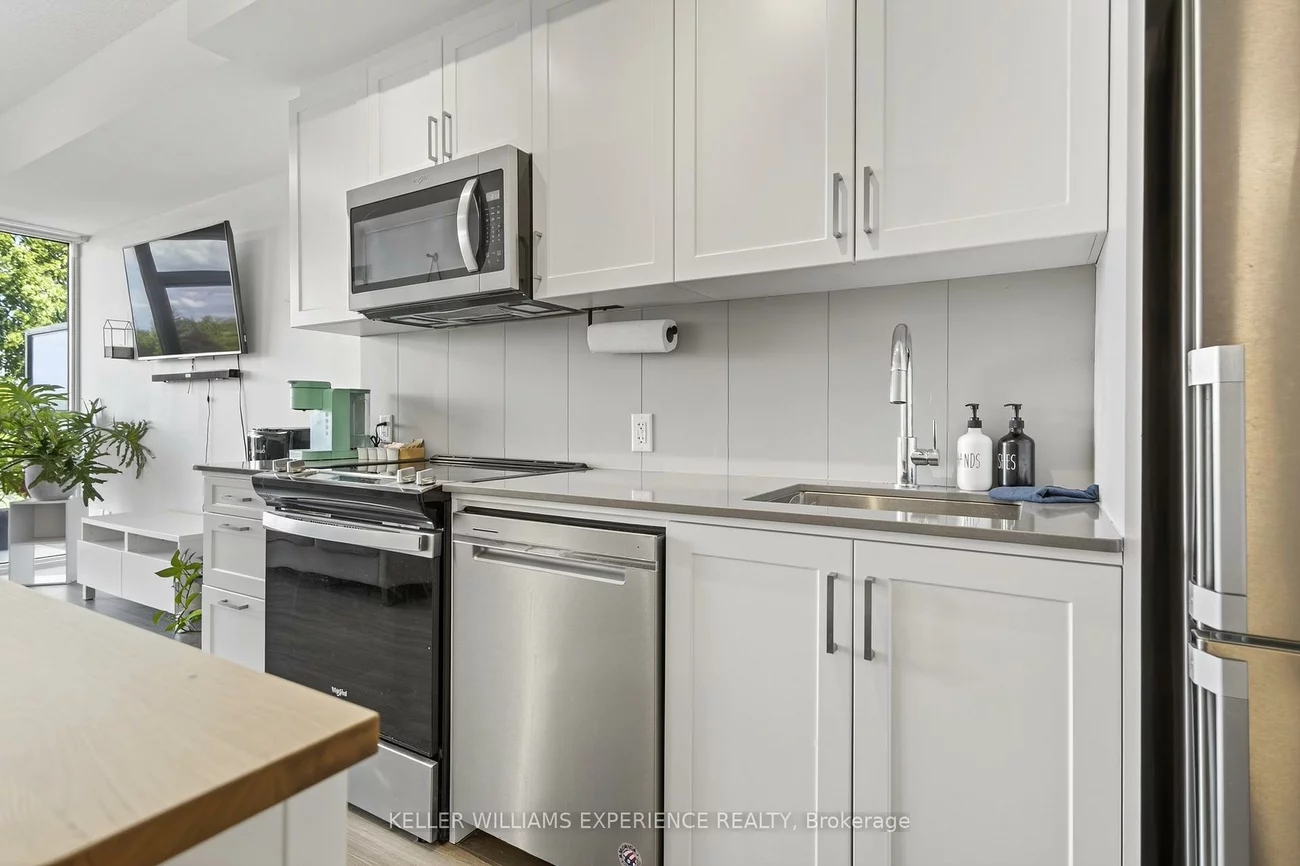 681, Yonge, Painswick South, Barrie