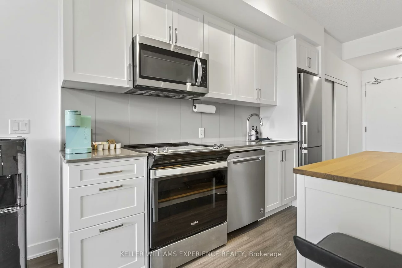 681, Yonge, Painswick South, Barrie