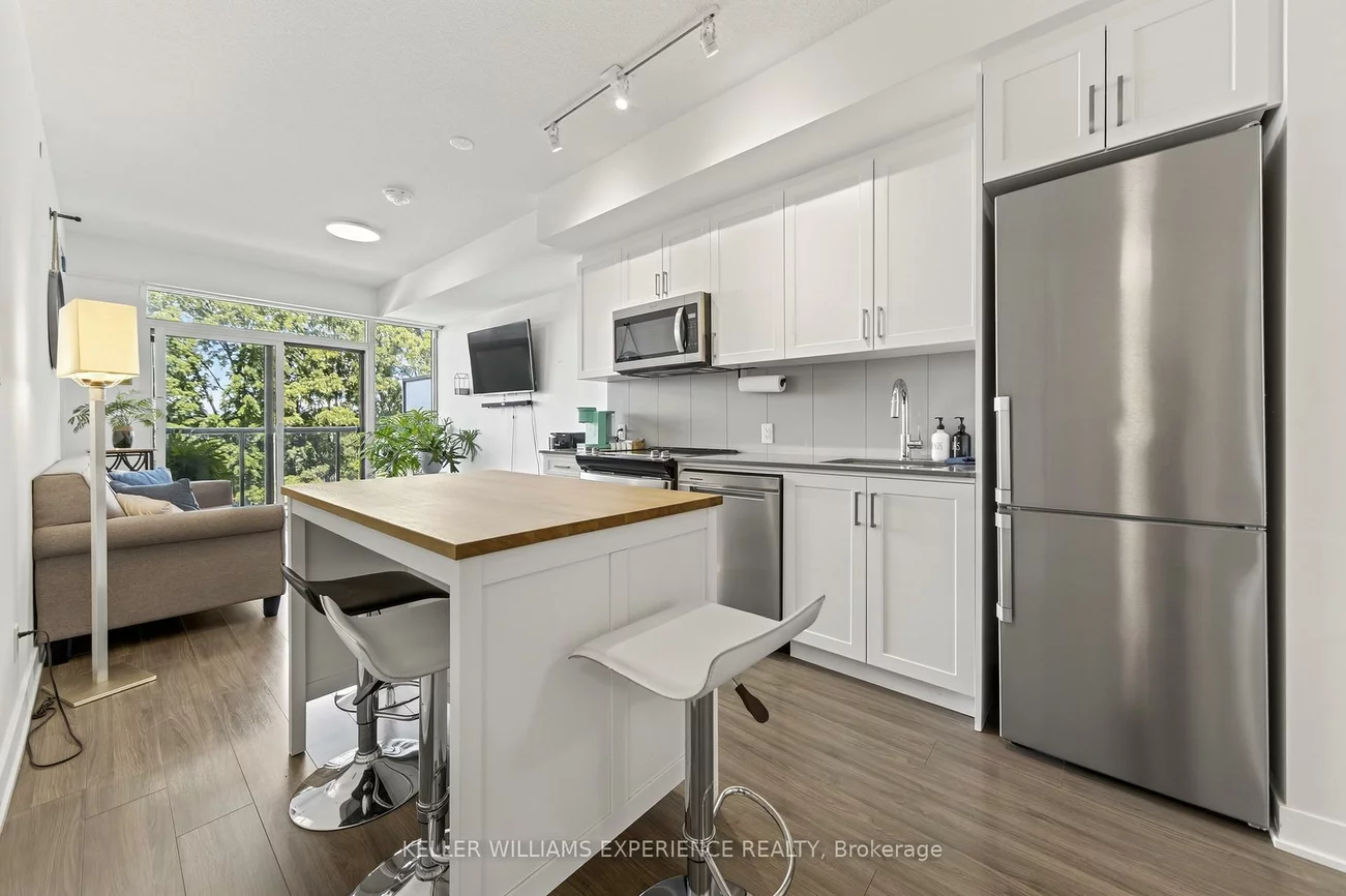 681, Yonge, Painswick South, Barrie