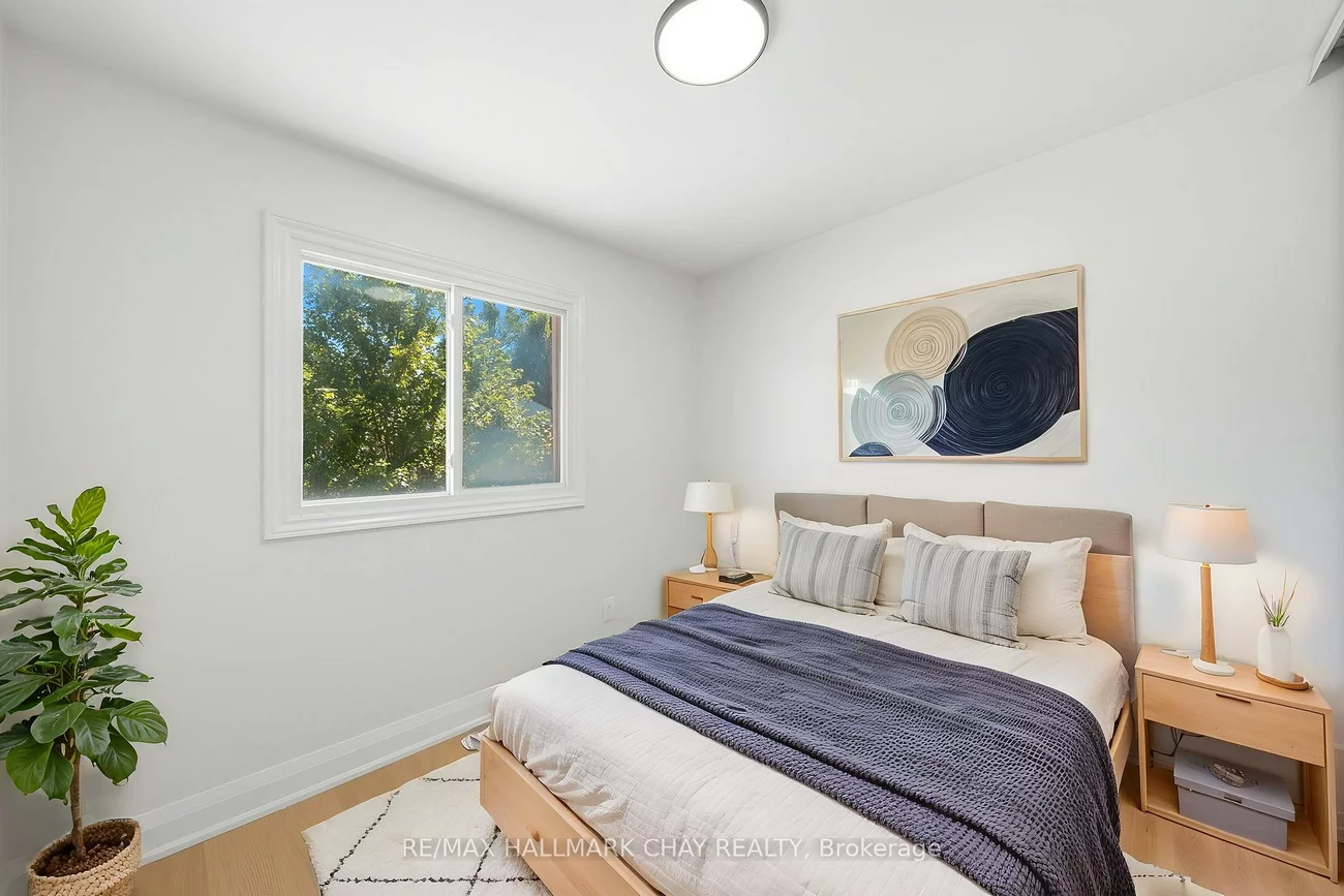 52, Adelaide, Allandale, Barrie