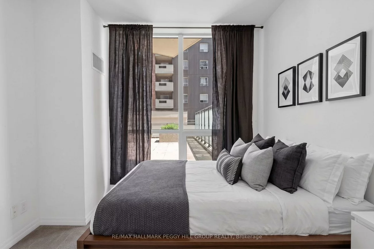 111, Worsley, City Centre, Barrie