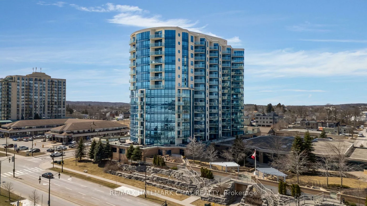 37, Ellen, City Centre, Barrie