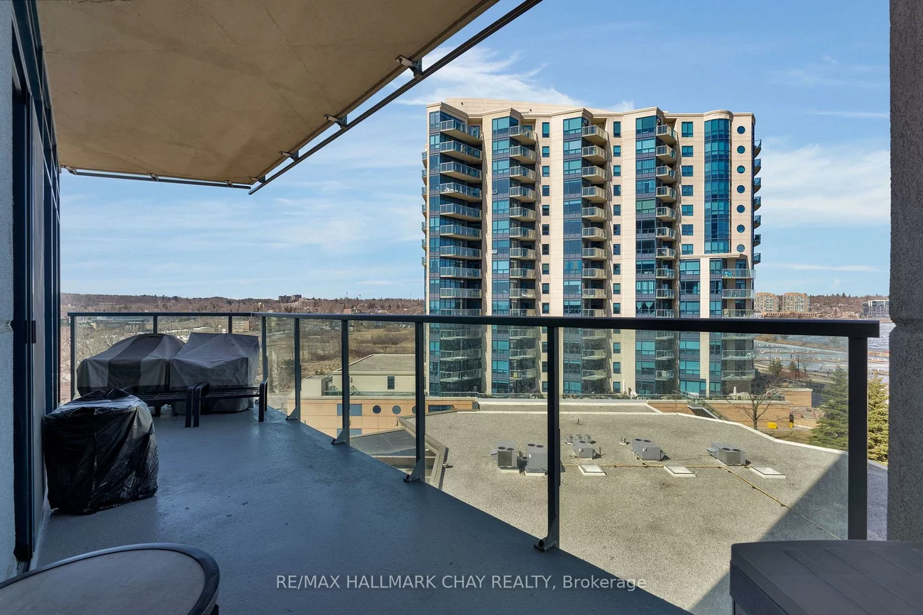 37, Ellen, City Centre, Barrie
