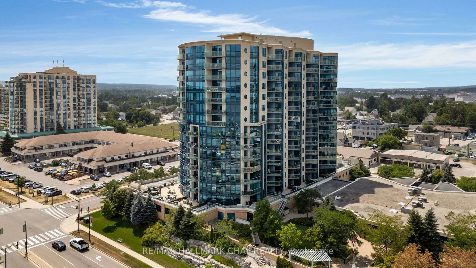 37, Ellen, City Centre, Barrie