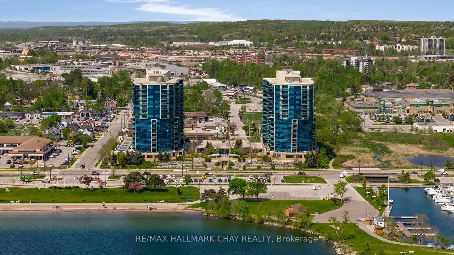 37, Ellen, City Centre, Barrie