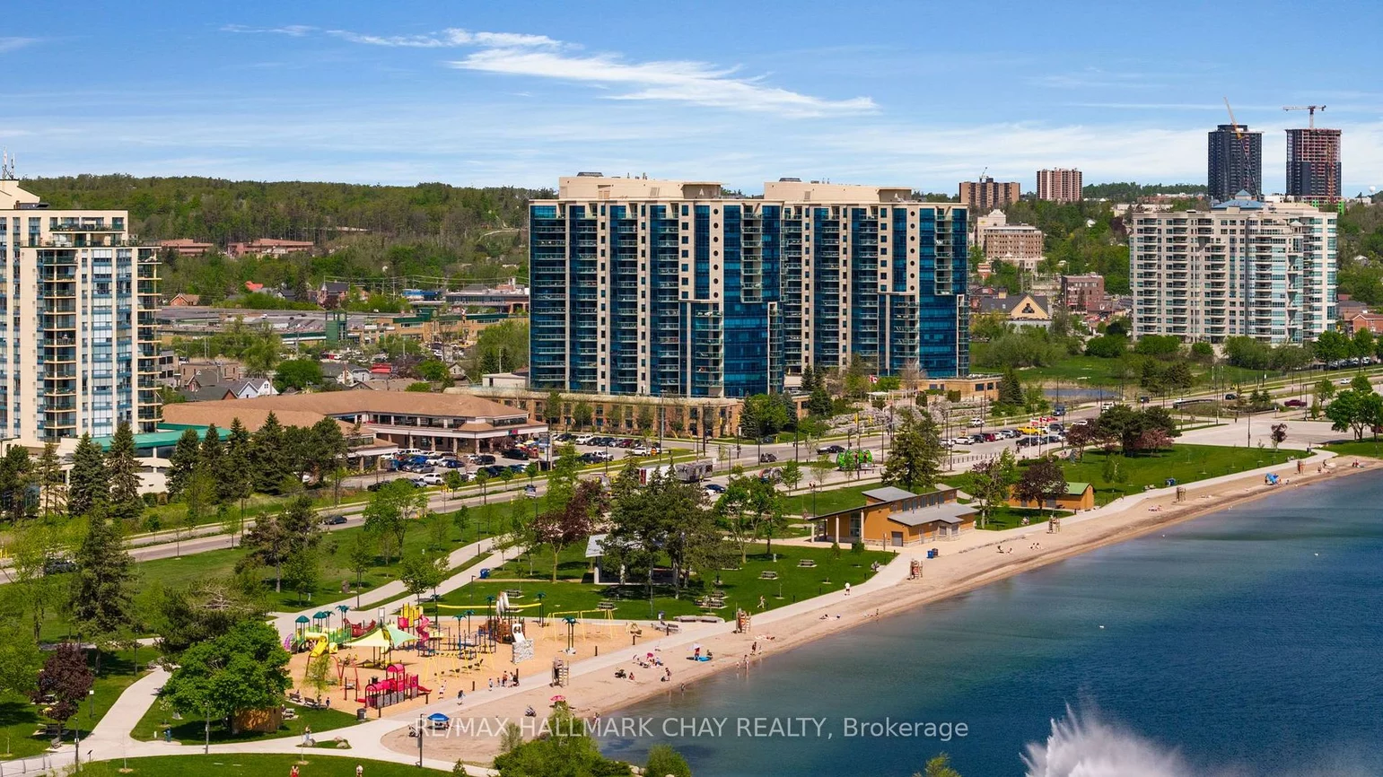 37, Ellen, City Centre, Barrie