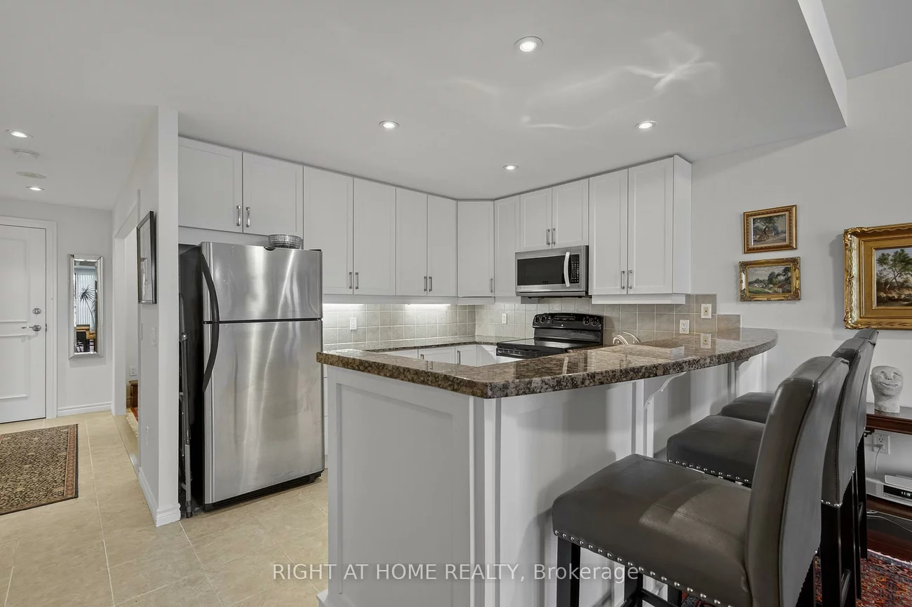 6, Toronto, City Centre, Barrie