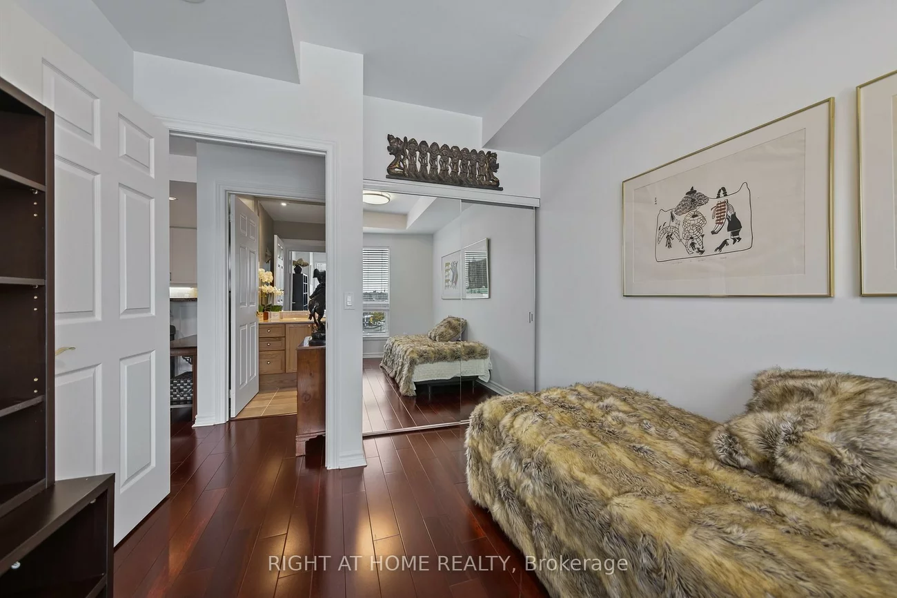 6, Toronto, City Centre, Barrie