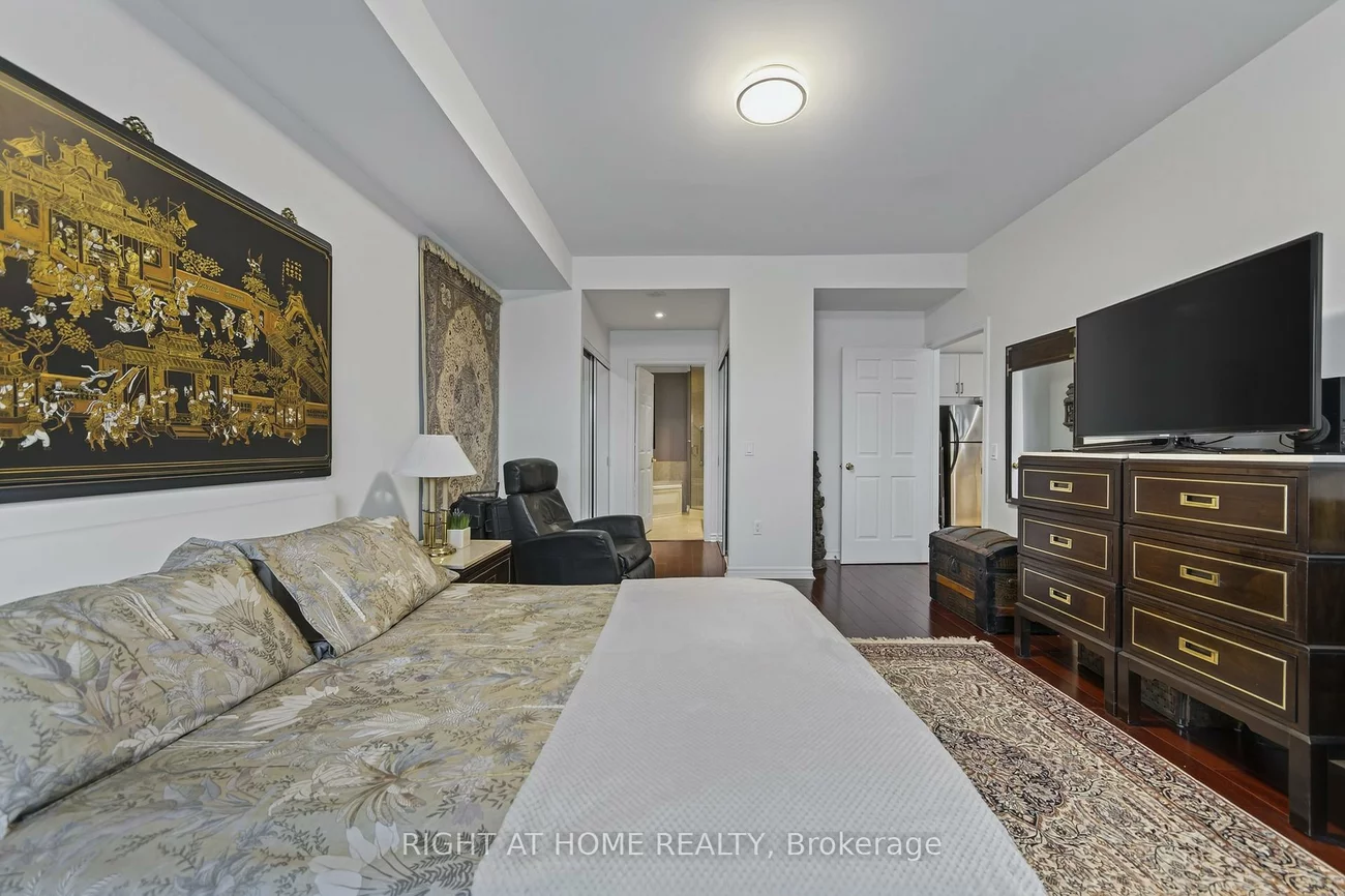6, Toronto, City Centre, Barrie