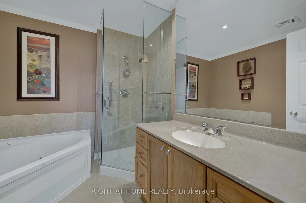6, Toronto, City Centre, Barrie