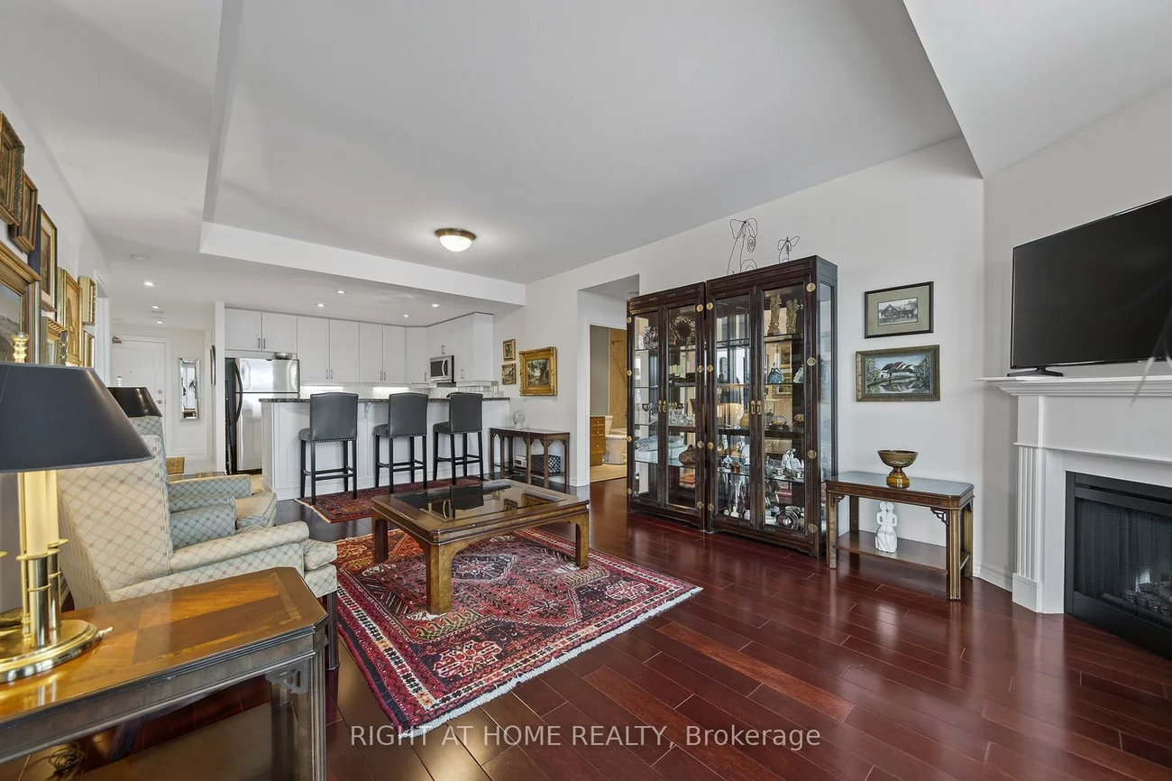 6, Toronto, City Centre, Barrie