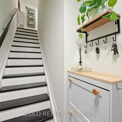 13, Cheltenham, Georgian Drive, Barrie