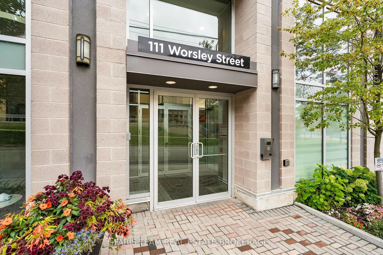 111, Worsley, City Centre, Barrie