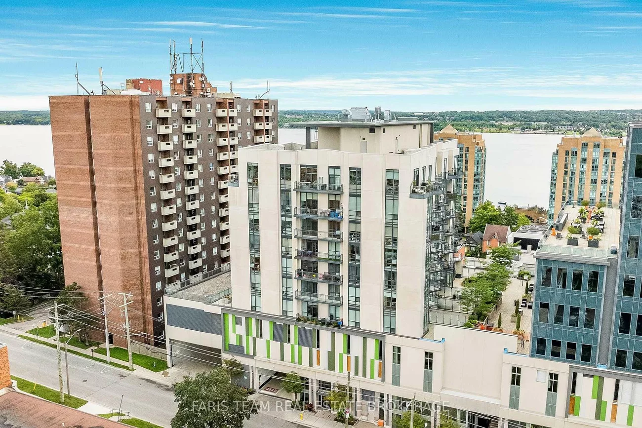 111, Worsley, City Centre, Barrie
