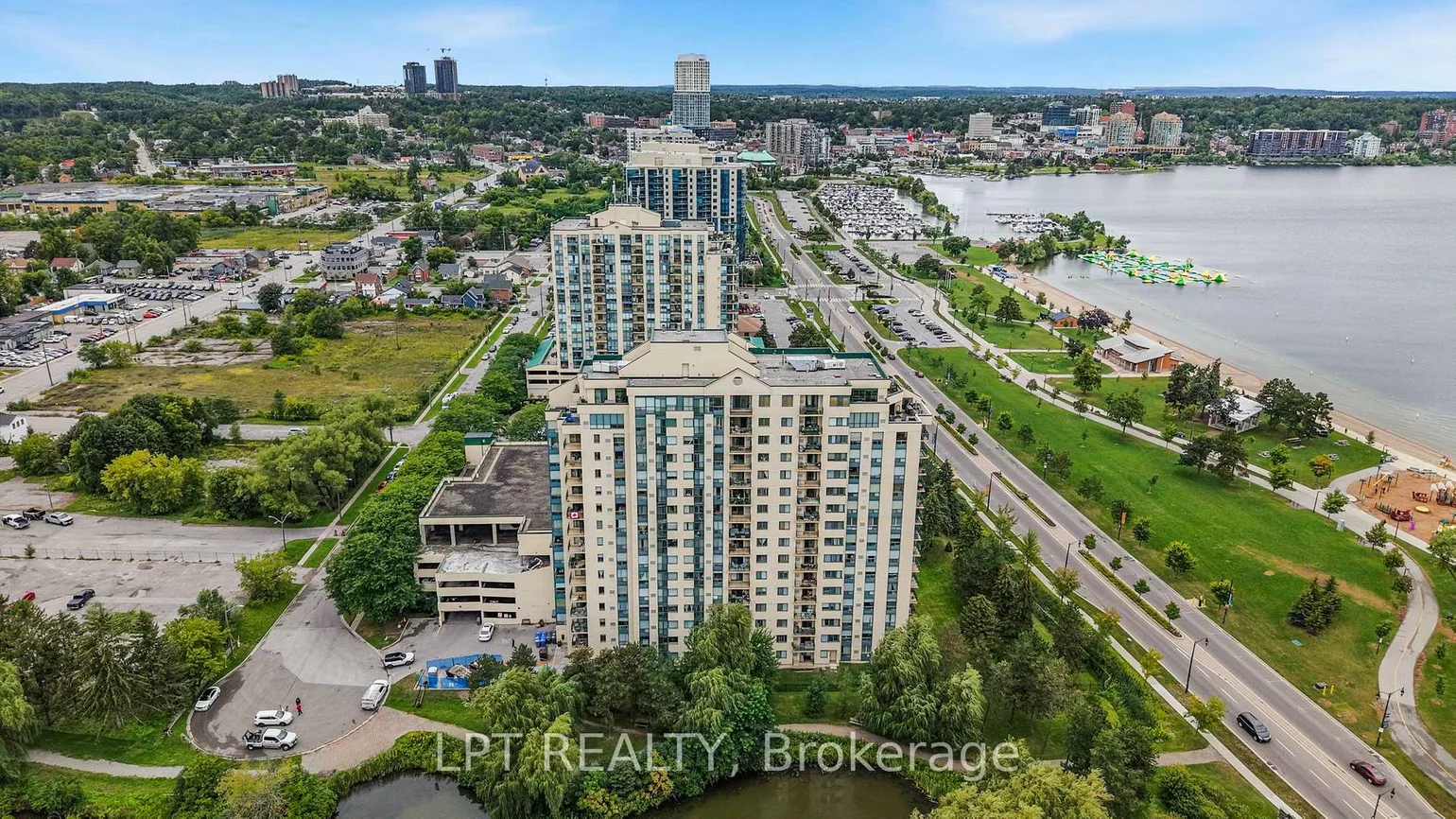 75, Ellen, City Centre, Barrie
