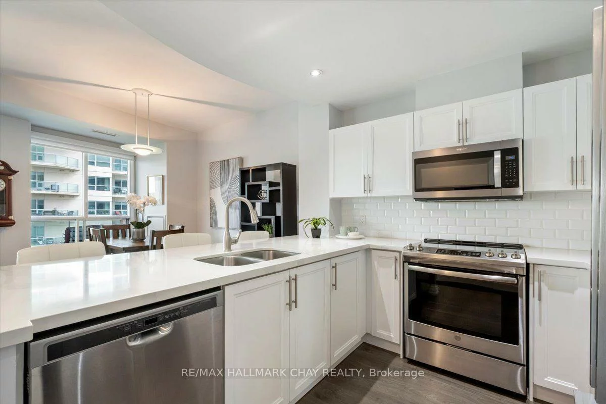 2, Toronto, Lakeshore, Barrie