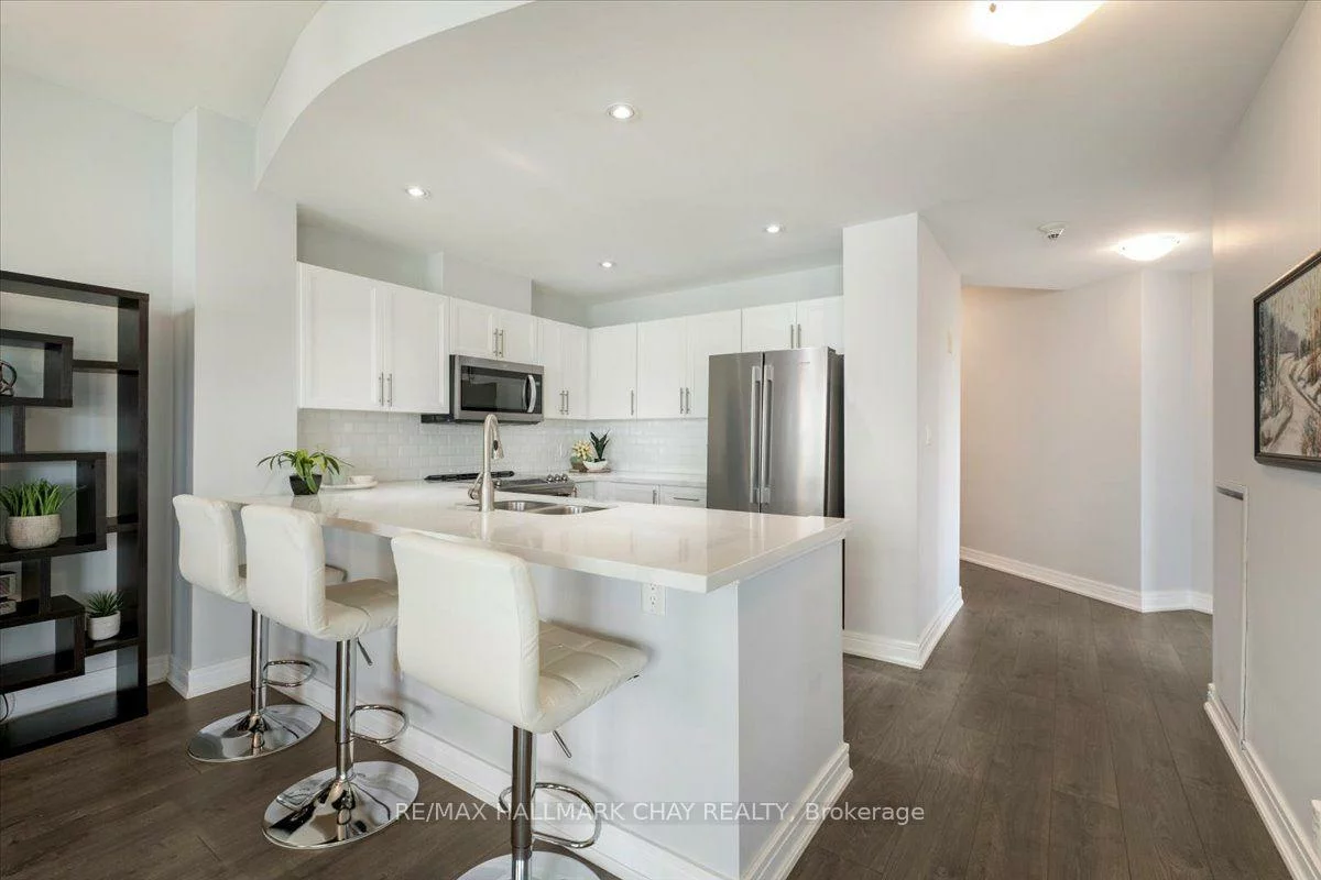 2, Toronto, Lakeshore, Barrie