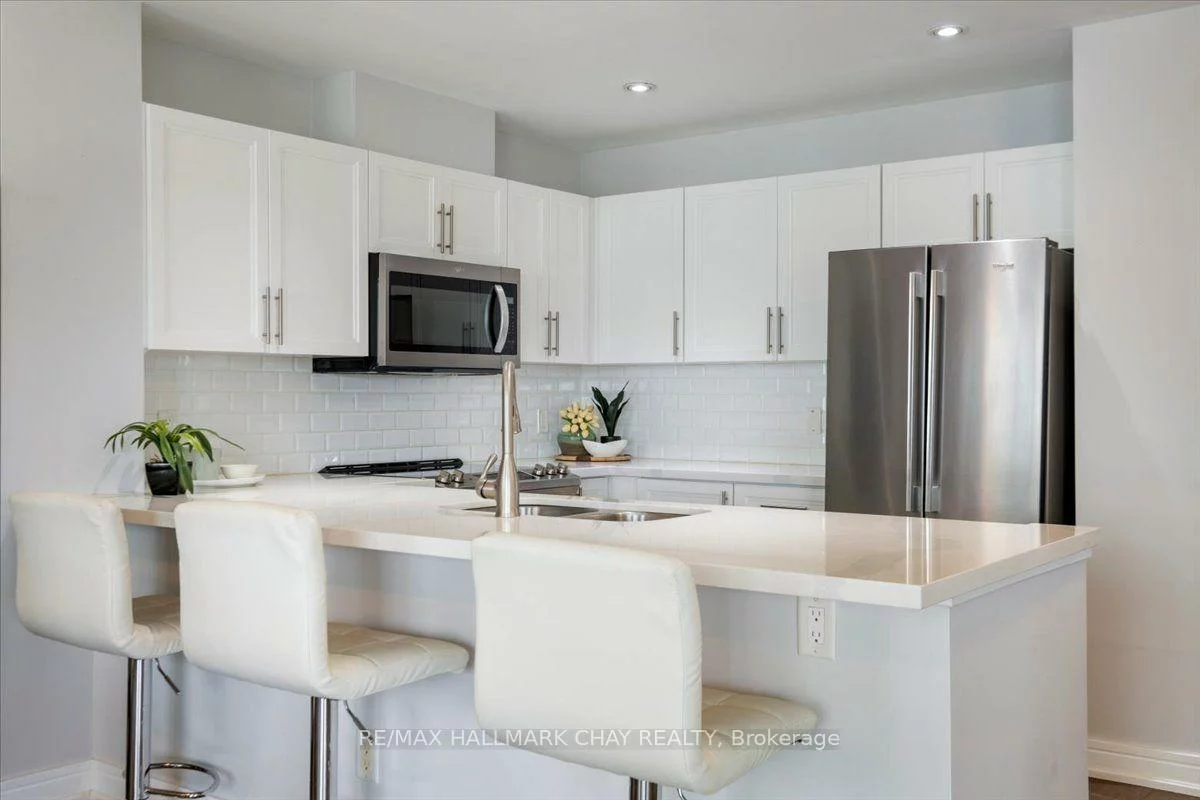 2, Toronto, Lakeshore, Barrie