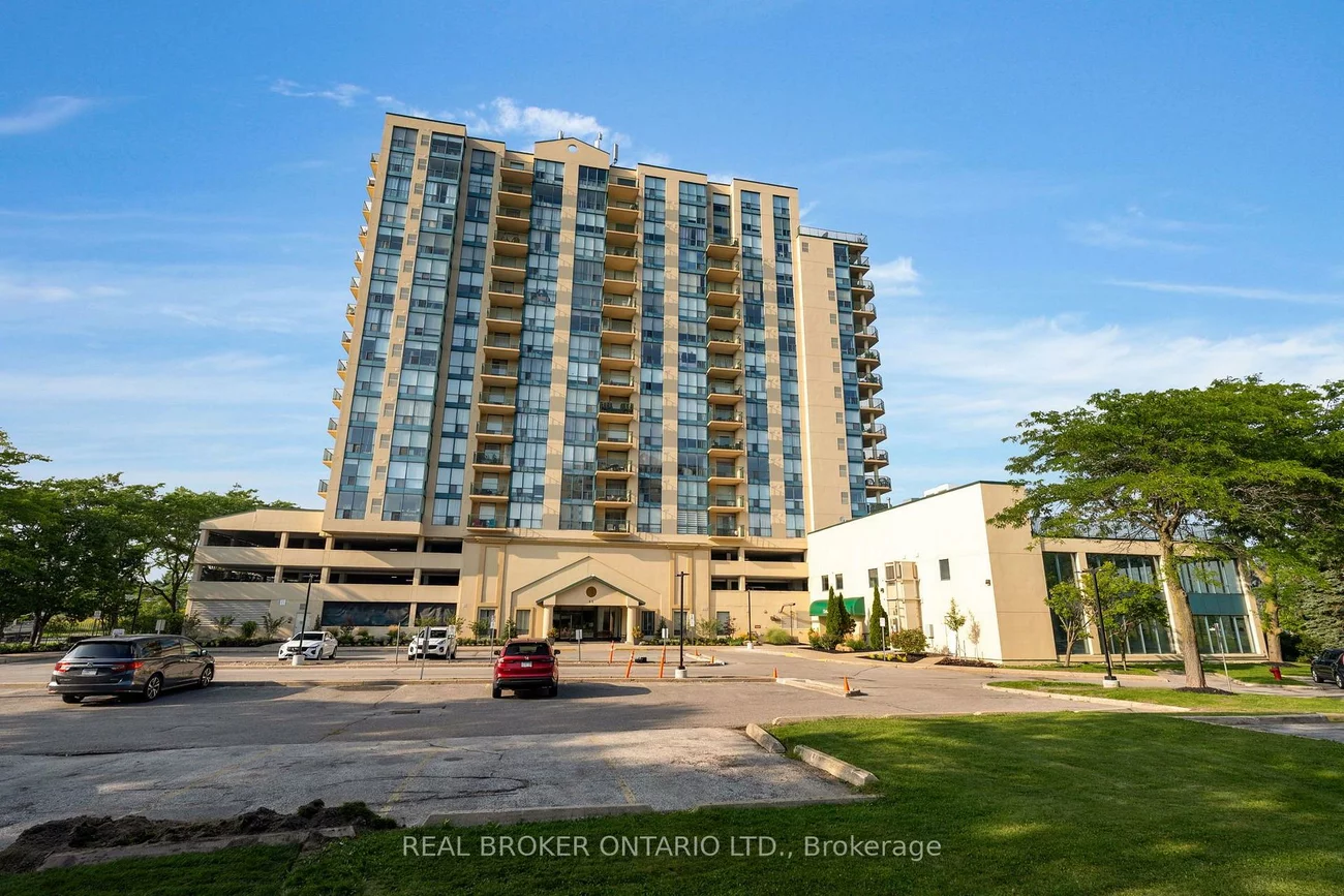 65, Ellen, City Centre, Barrie