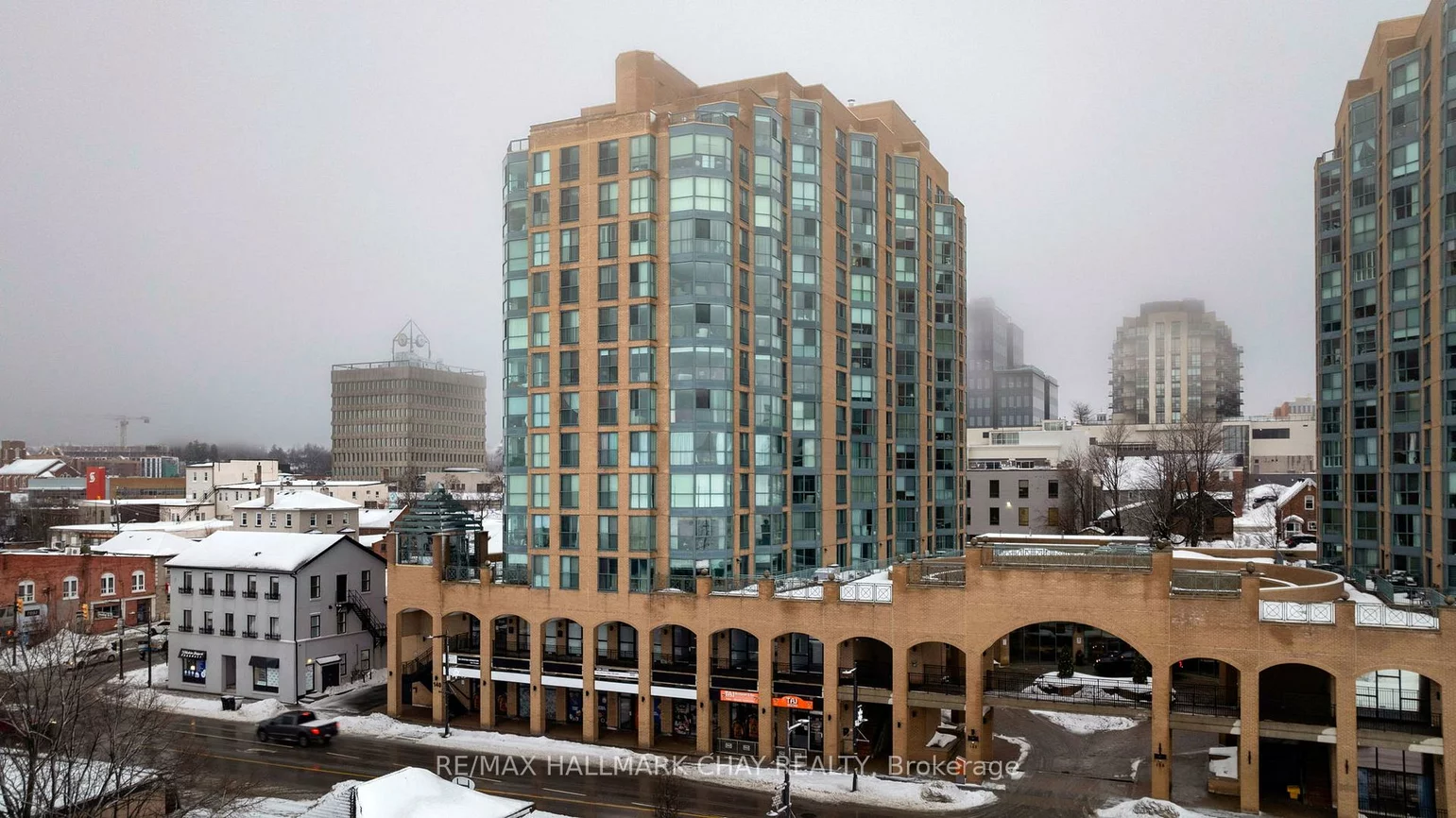 140, Dunlop, City Centre, Barrie