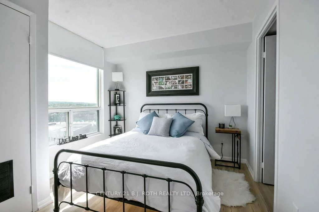 75, ELLEN, City Centre, Barrie