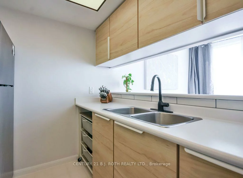 75, ELLEN, City Centre, Barrie