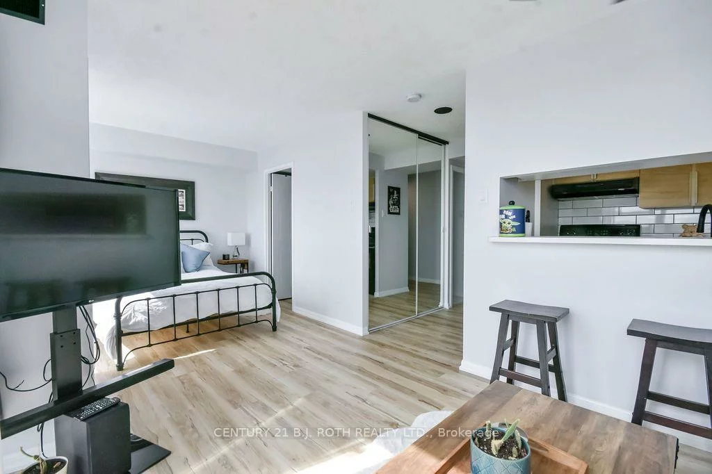 75, ELLEN, City Centre, Barrie