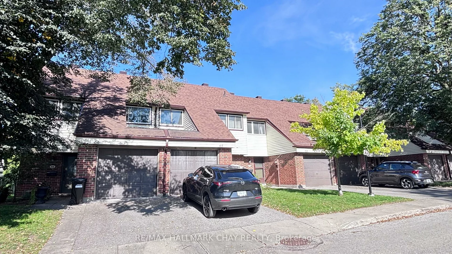 28, Donald, Queen's Park, Barrie