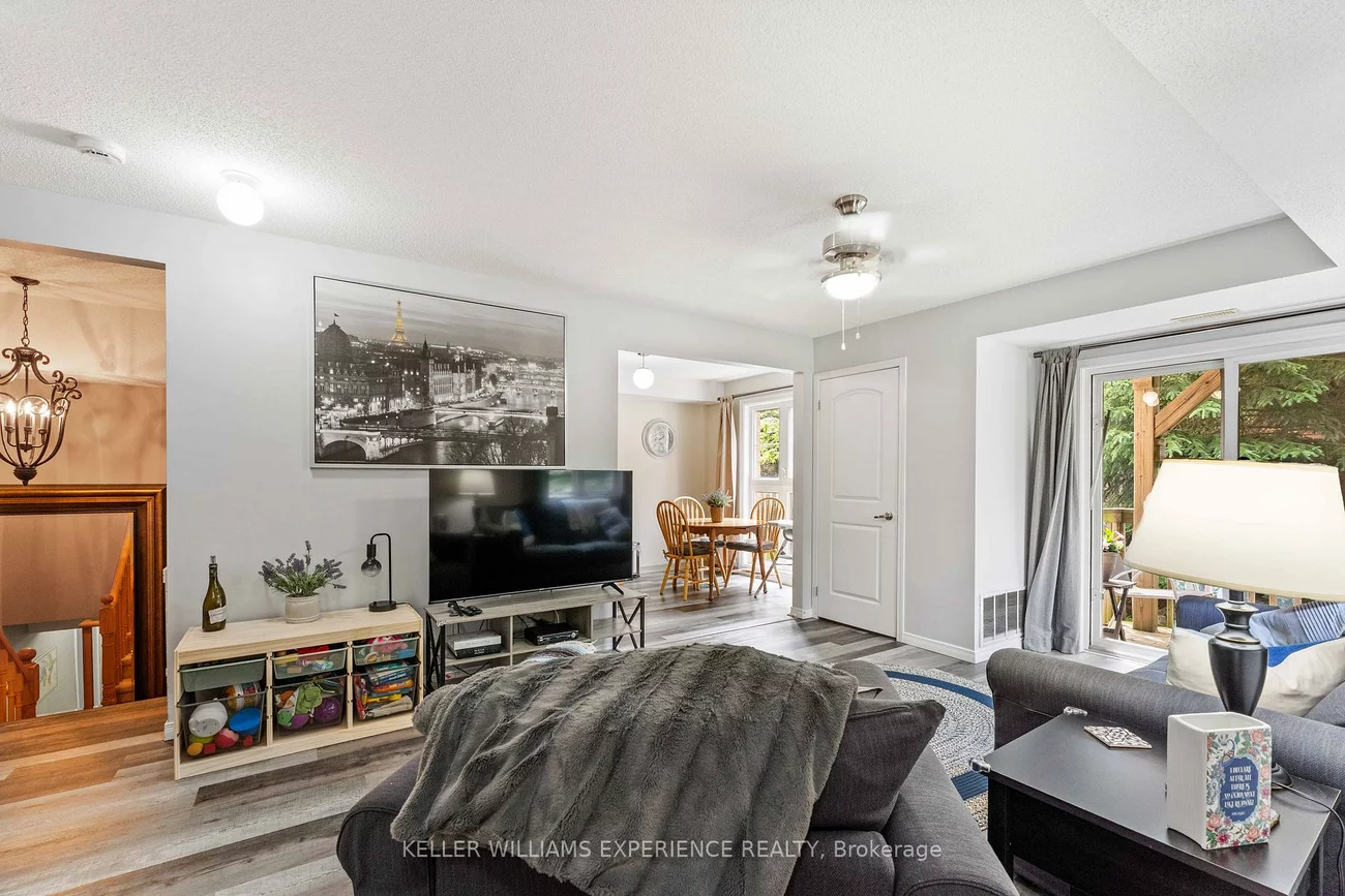 15, Cheltenham, Georgian Drive, Barrie