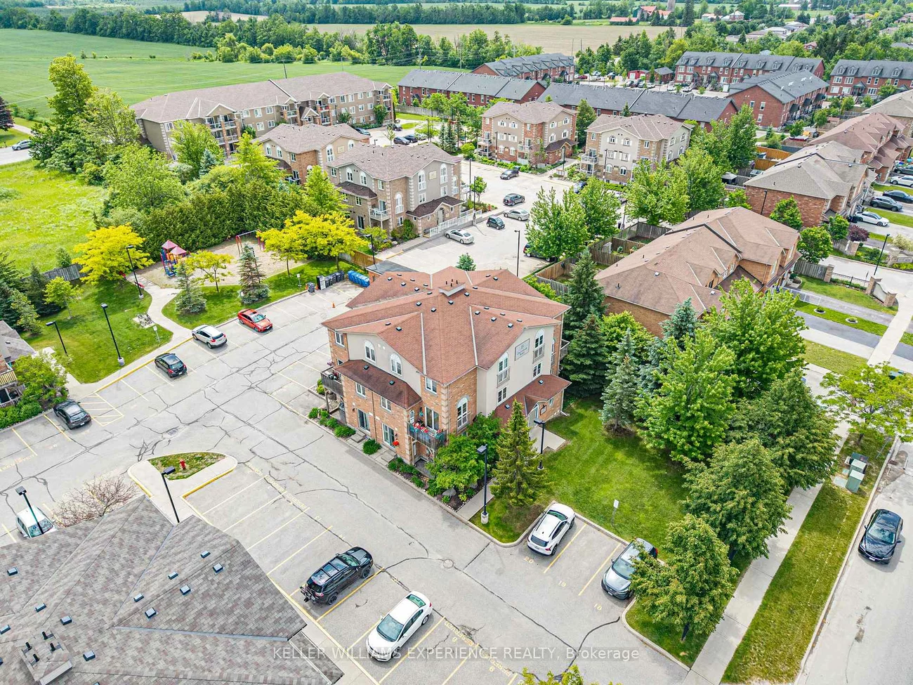 15, Cheltenham, Georgian Drive, Barrie