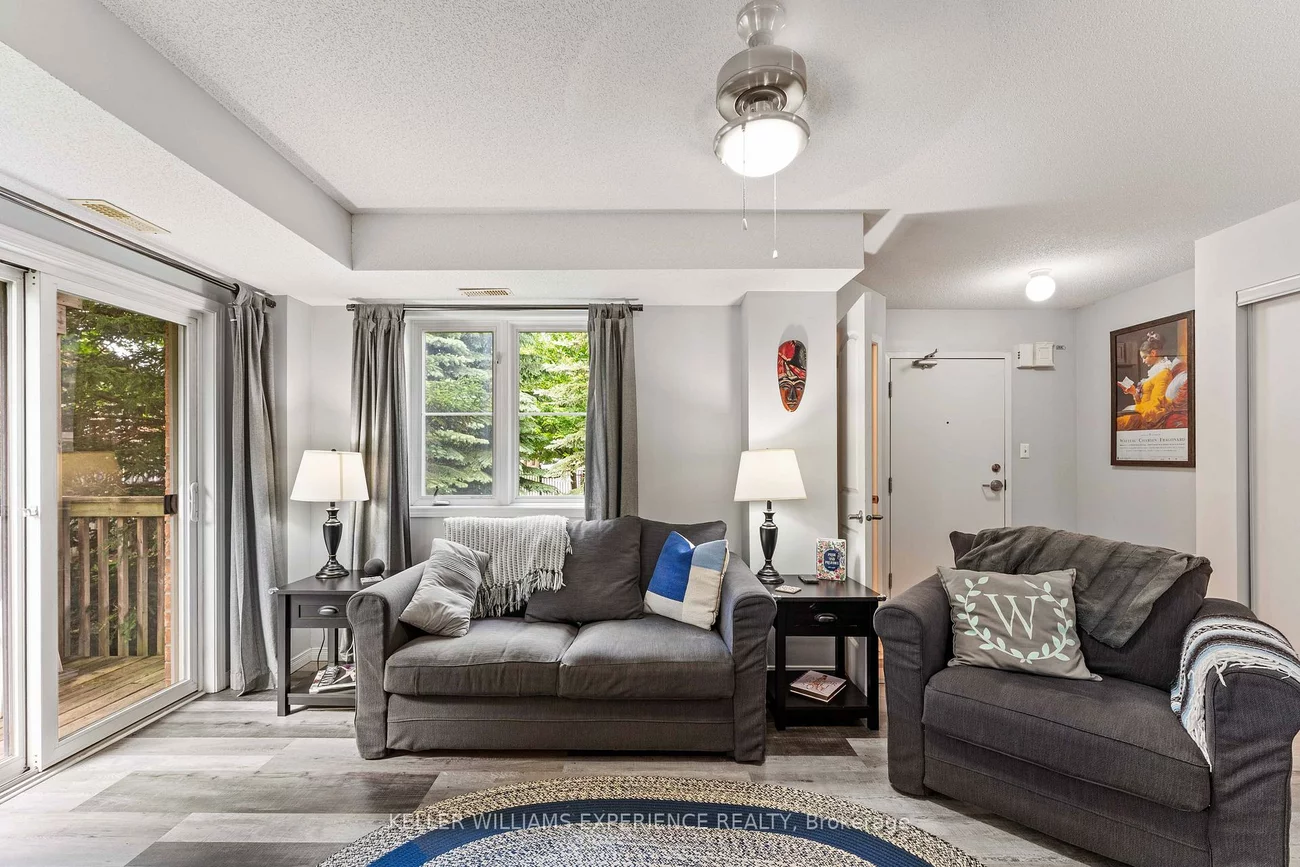 15, Cheltenham, Georgian Drive, Barrie