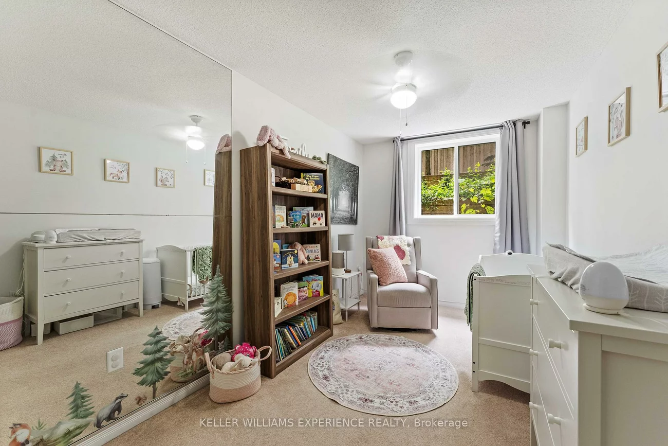 15, Cheltenham, Georgian Drive, Barrie
