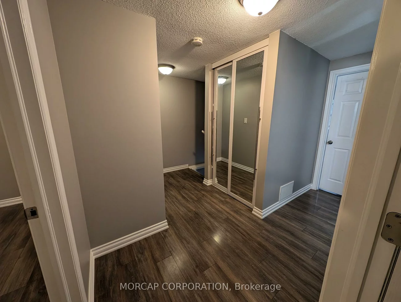 261, Rose, Wellington, Barrie