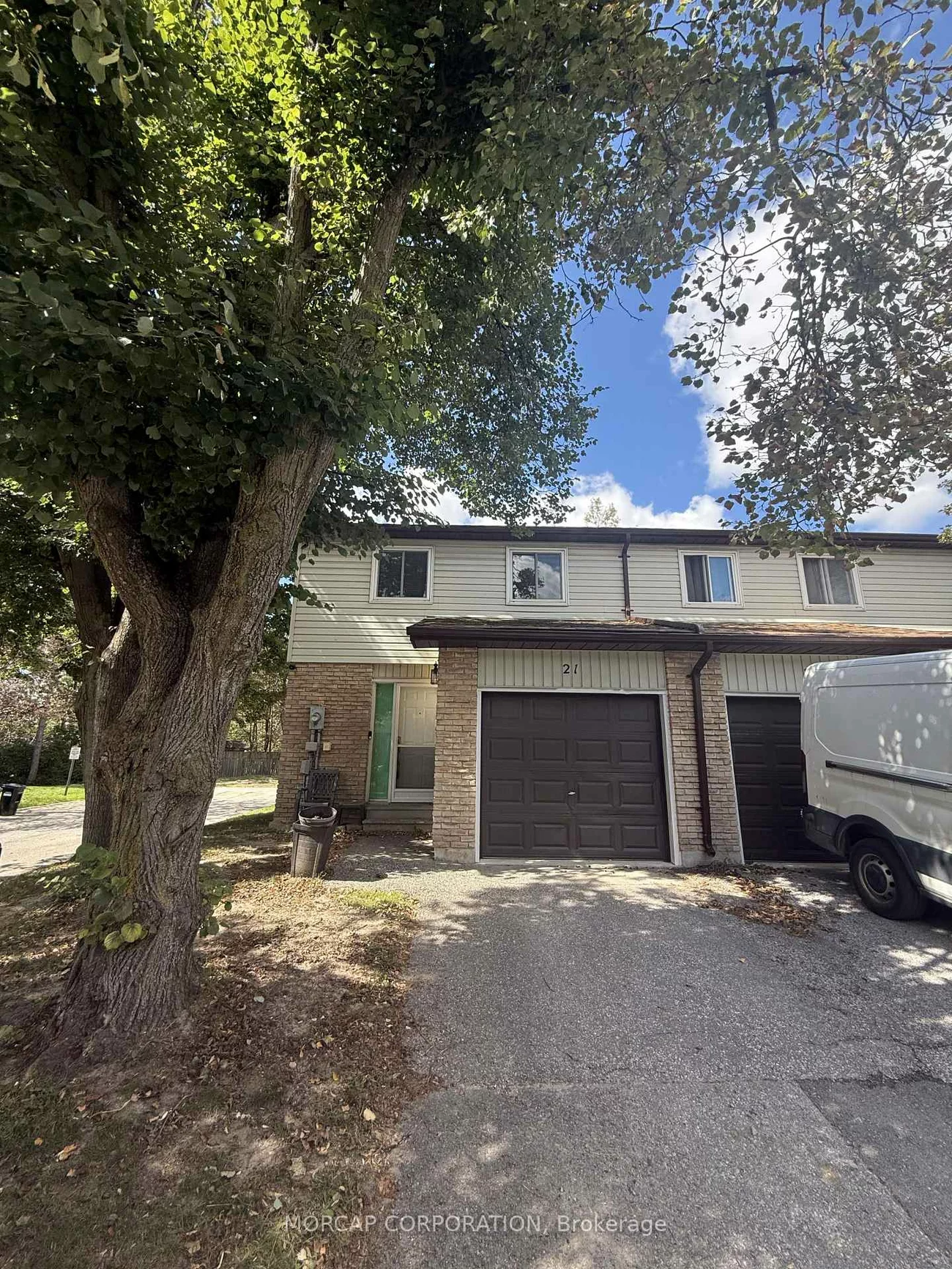 261, Rose, Wellington, Barrie