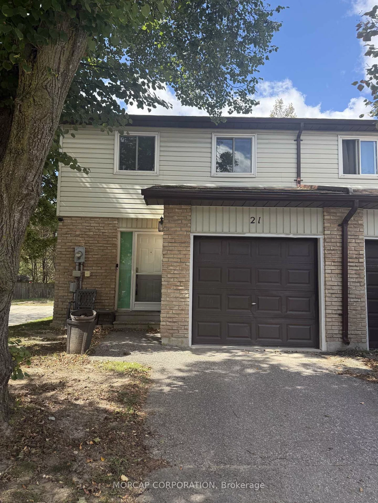 261, Rose, Wellington, Barrie