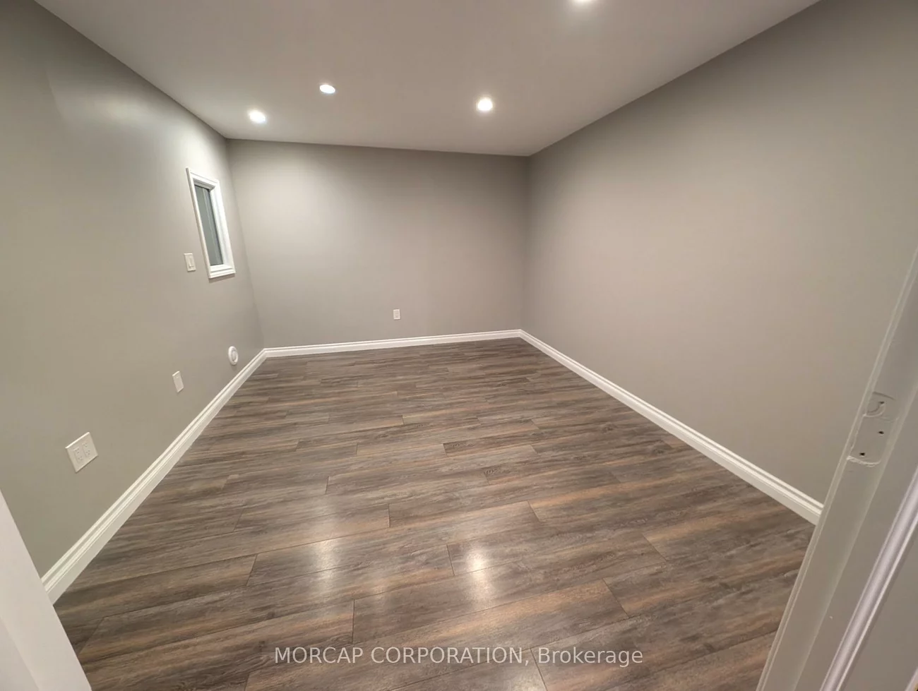 261, Rose, Wellington, Barrie