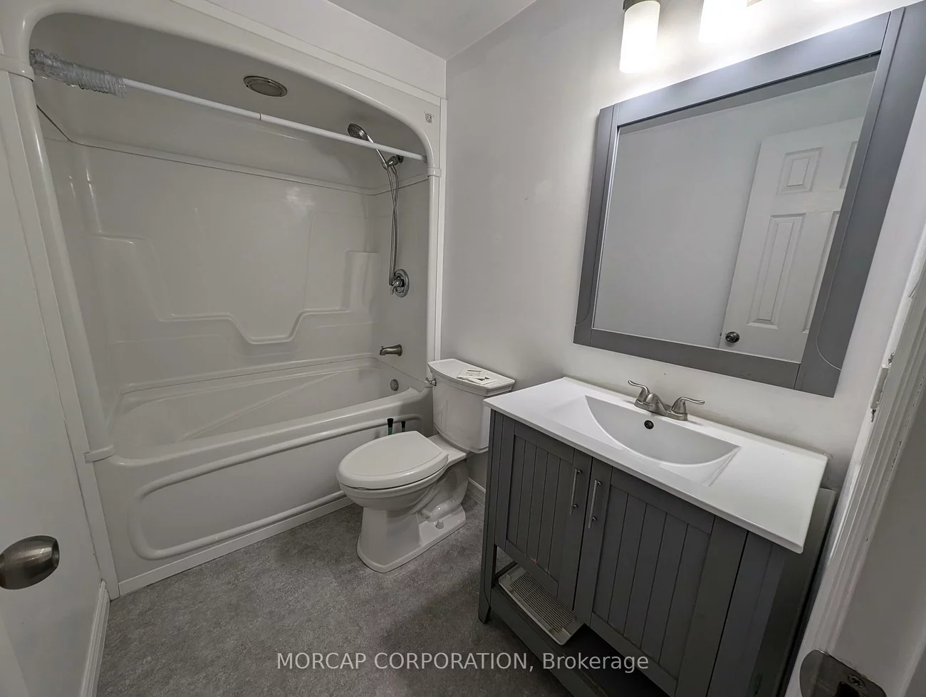 261, Rose, Wellington, Barrie