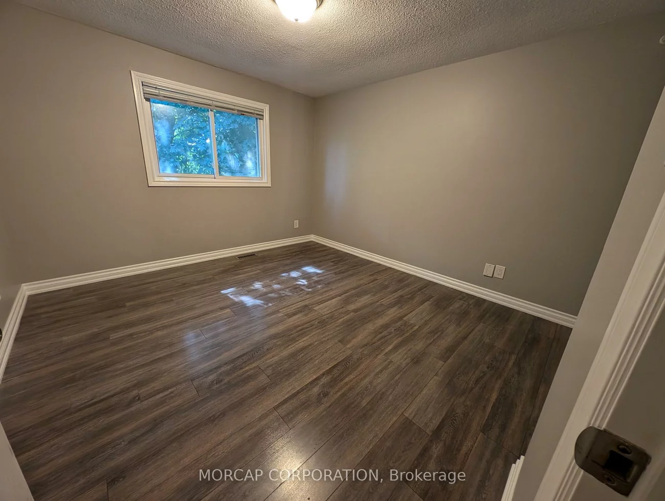 261, Rose, Wellington, Barrie