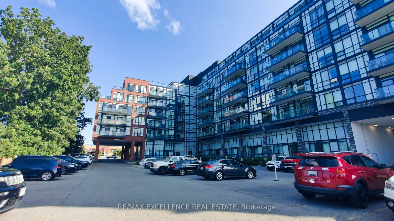 681, Yonge, Painswick South, Barrie