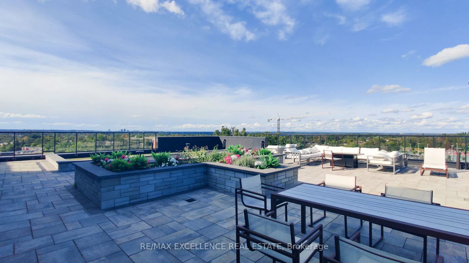 681, Yonge, Painswick South, Barrie